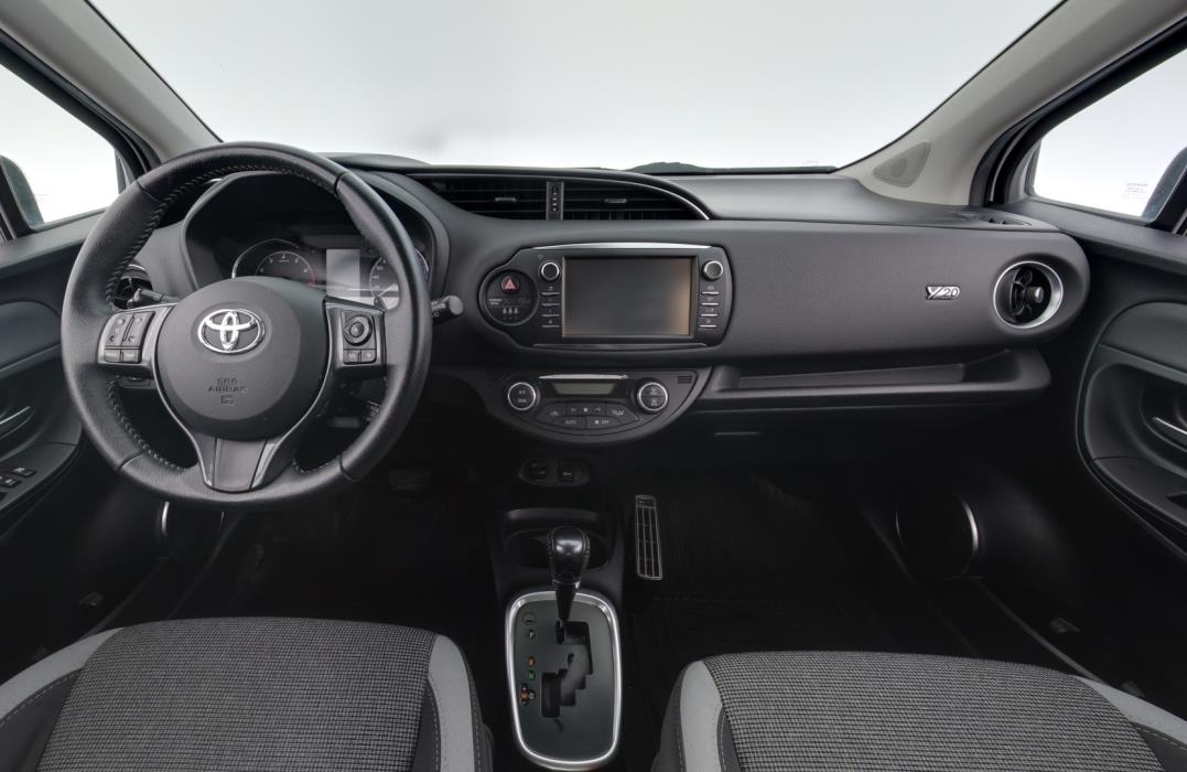 TOYOTA Yaris 2020