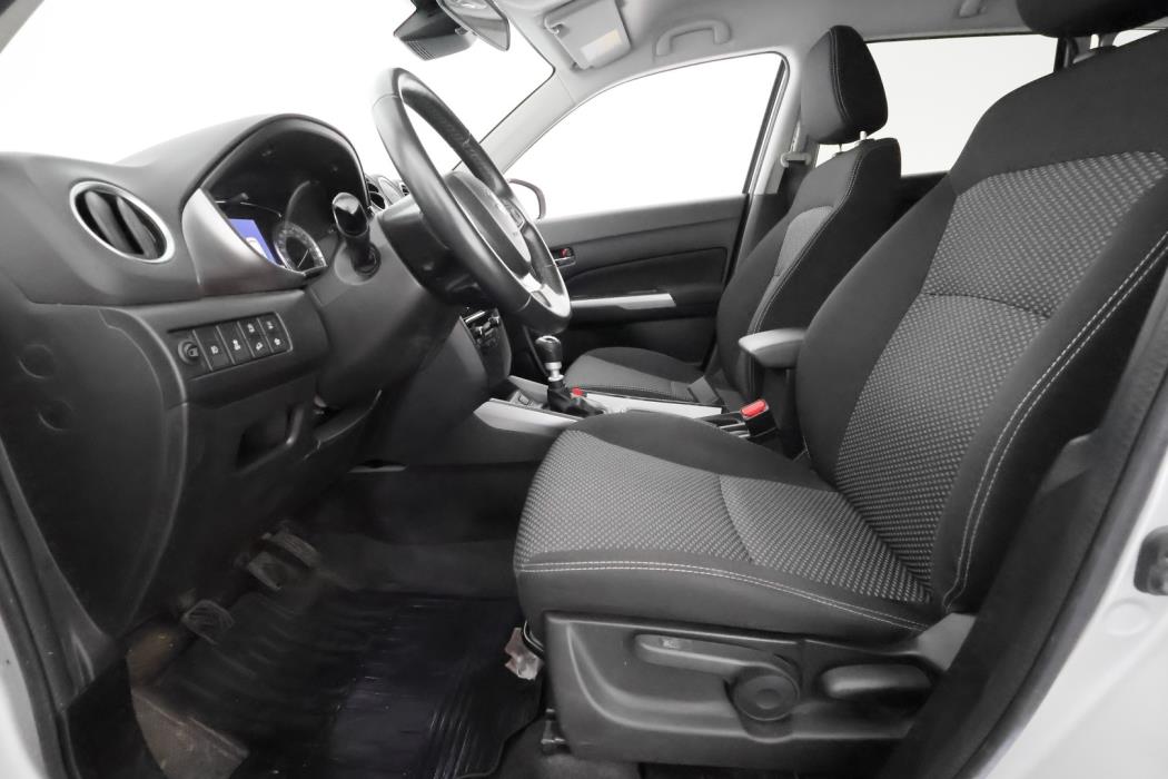 SUZUKI Vitara 2021