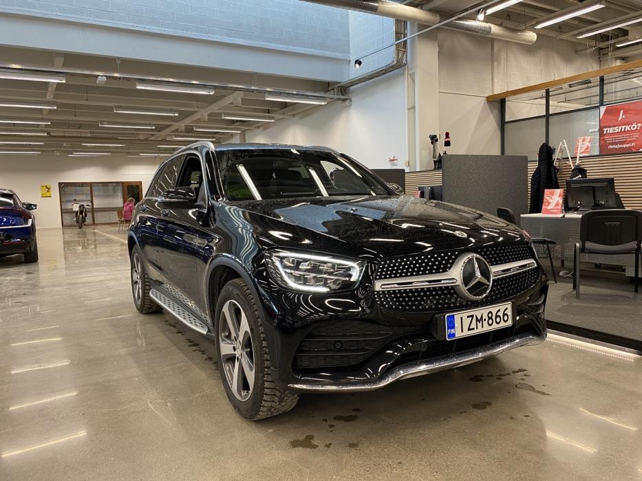 MERCEDES-BENZ GLC 2021
