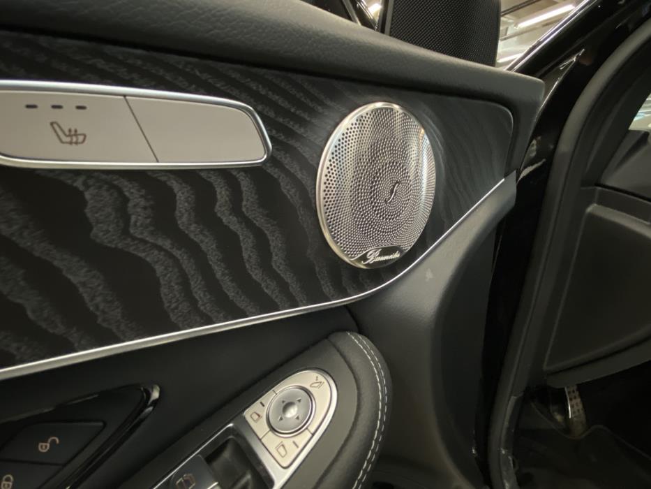 MERCEDES-BENZ GLC 2021