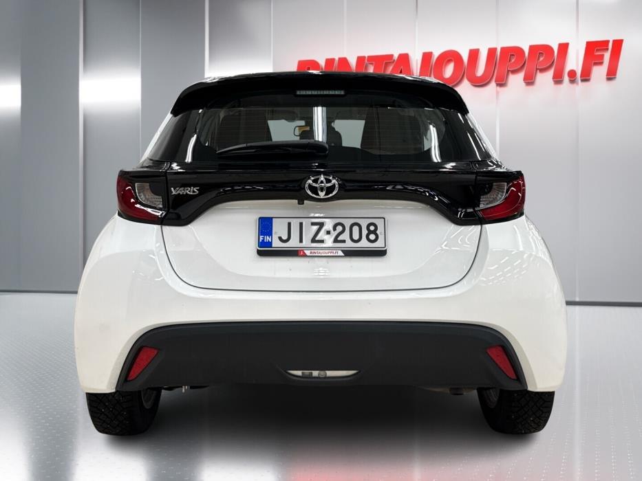 TOYOTA Yaris 2022