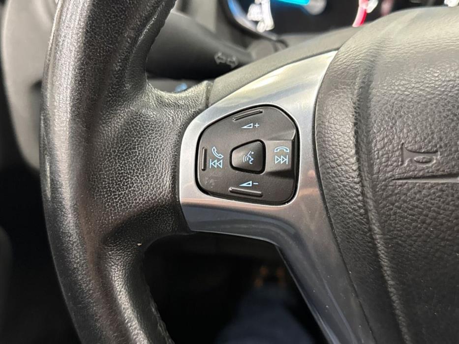 FORD Fiesta 2014