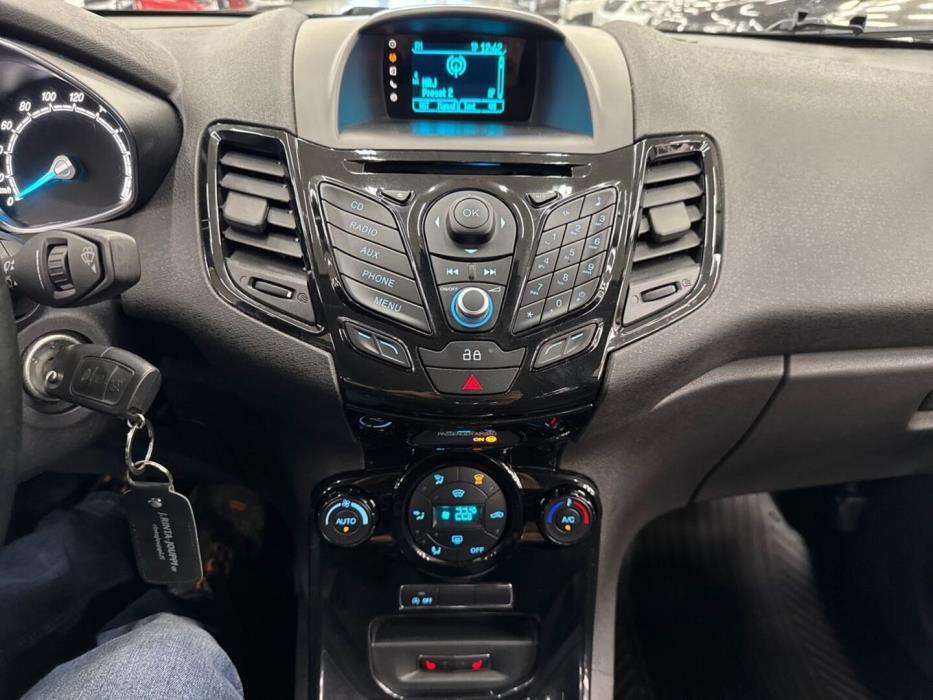 FORD Fiesta 2014
