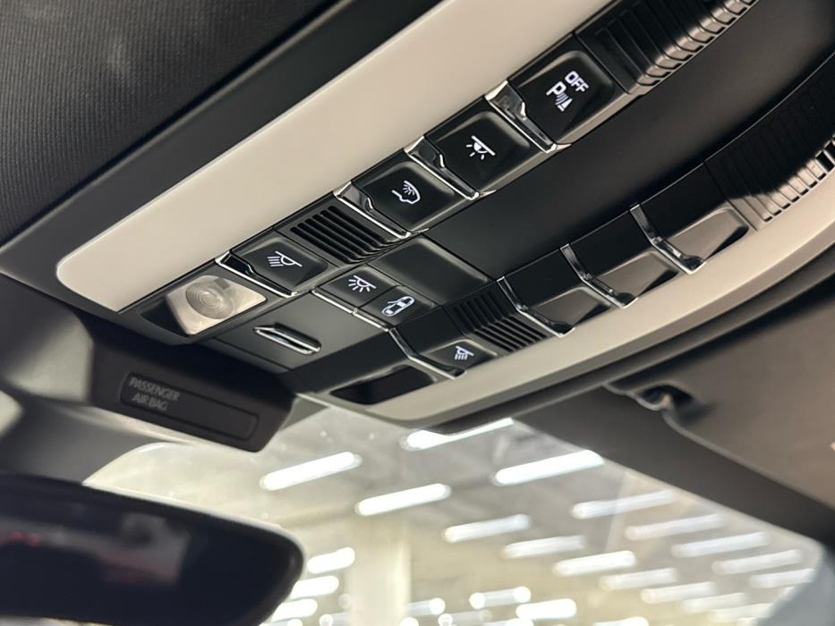 PORSCHE Macan 2014