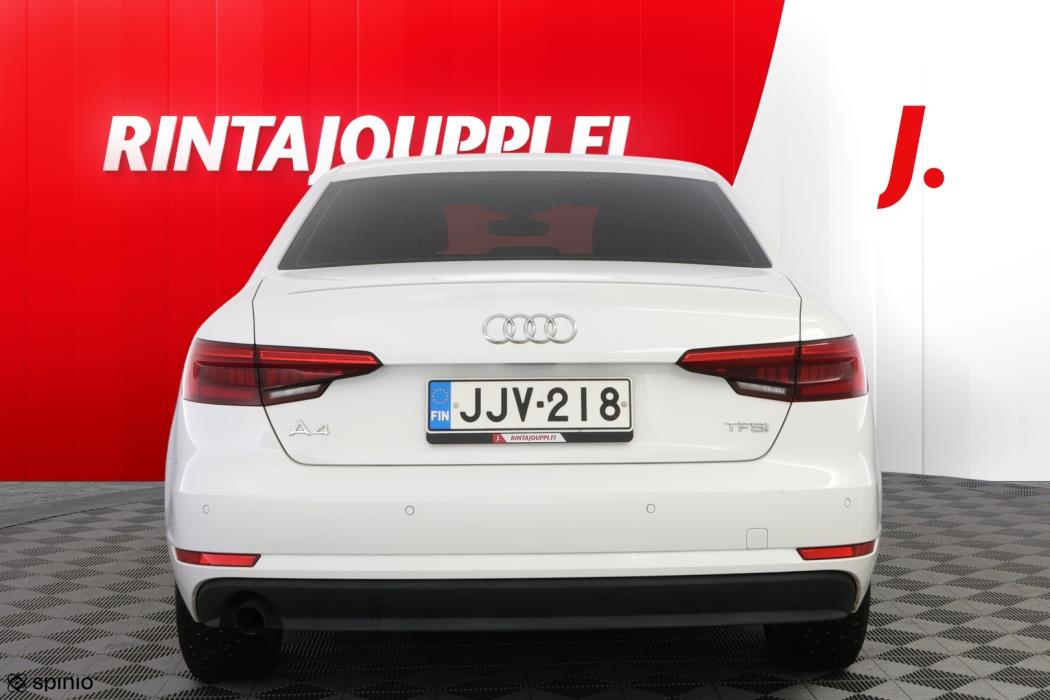 AUDI A4 2016