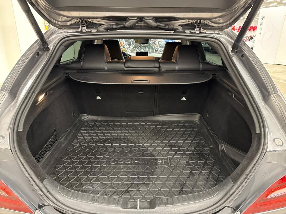 MERCEDES-BENZ CLA 2017