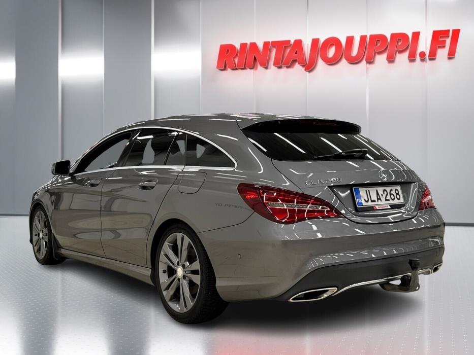 MERCEDES-BENZ CLA 2017