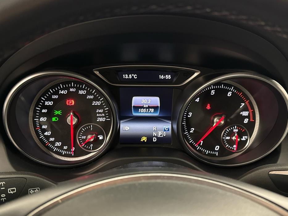 MERCEDES-BENZ CLA 2017