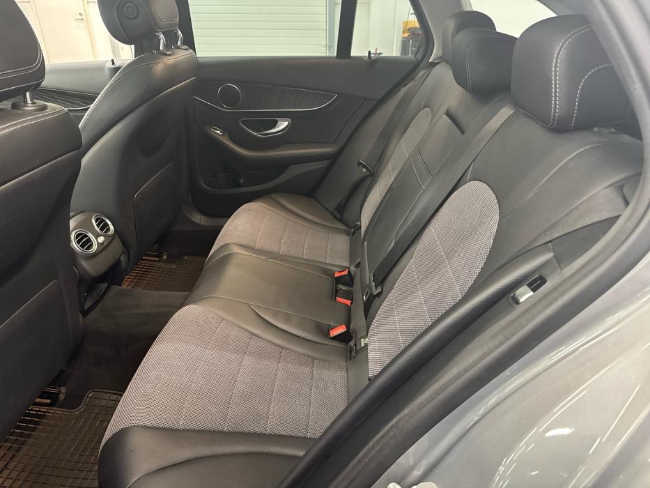 MERCEDES-BENZ C 2015