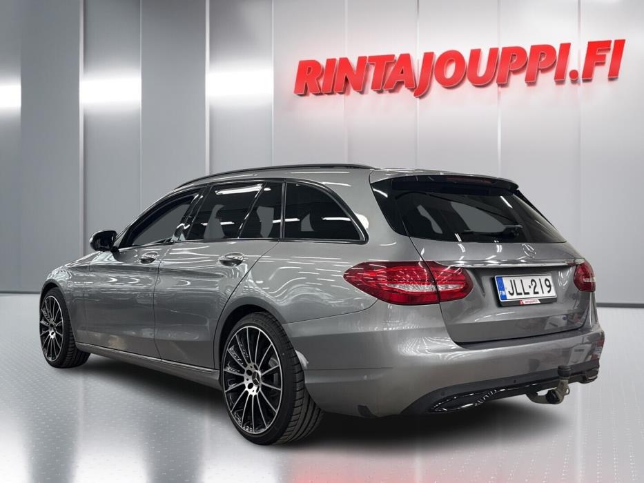 MERCEDES-BENZ C 2015