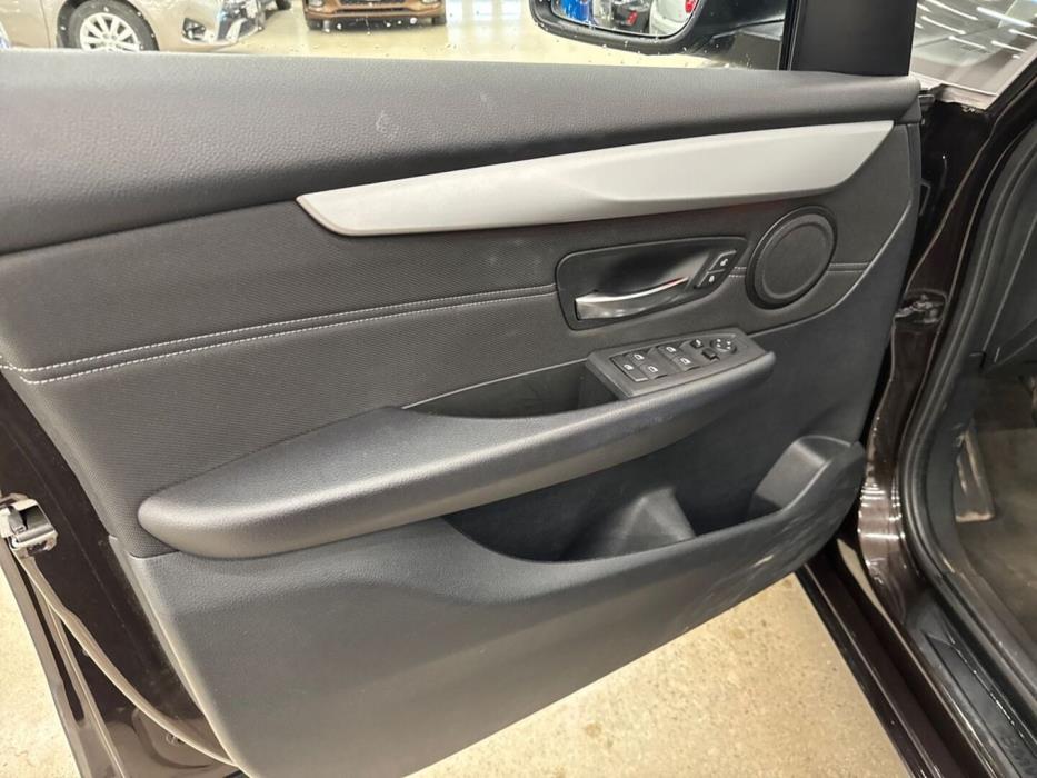 BMW 220 2016
