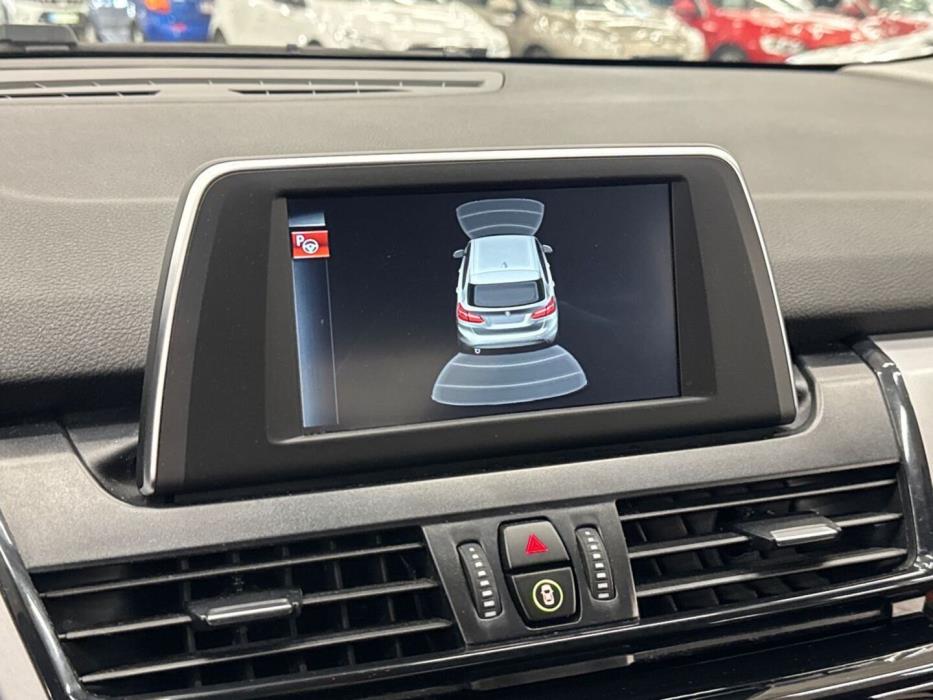 BMW 220 2016