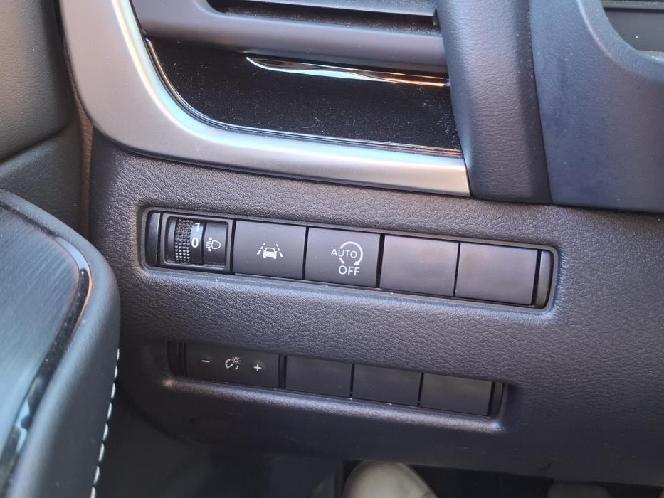 NISSAN Qashqai 2023