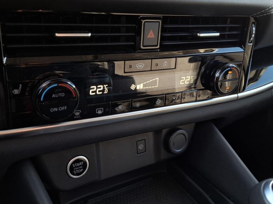 NISSAN Qashqai 2023
