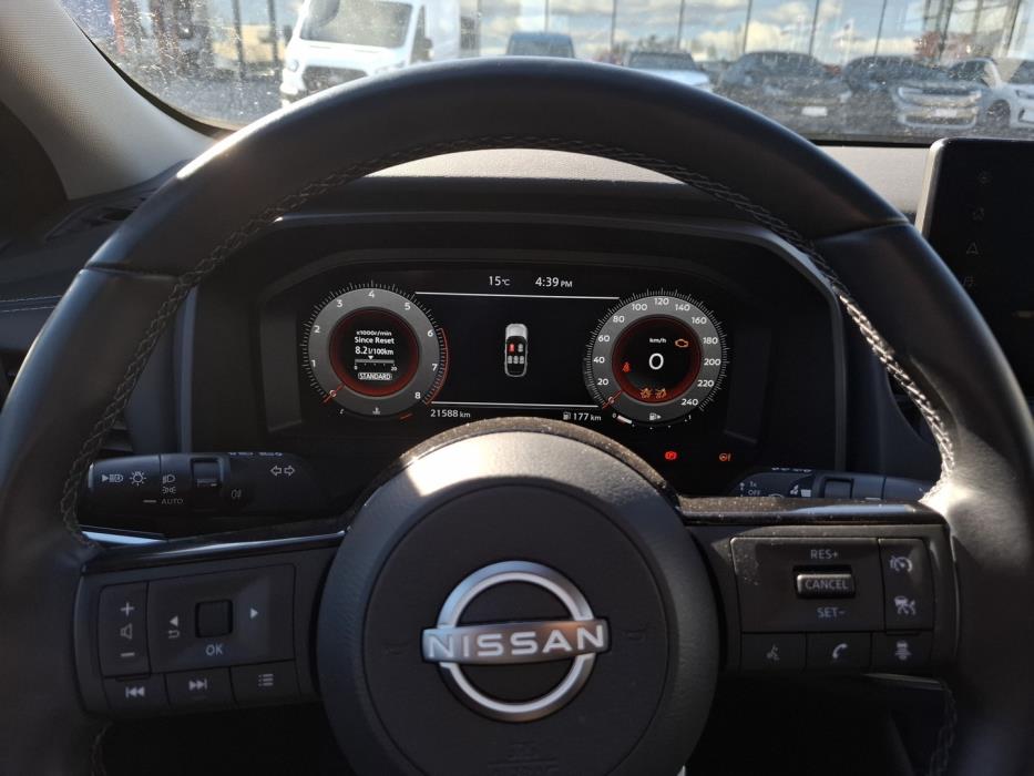 NISSAN Qashqai 2023