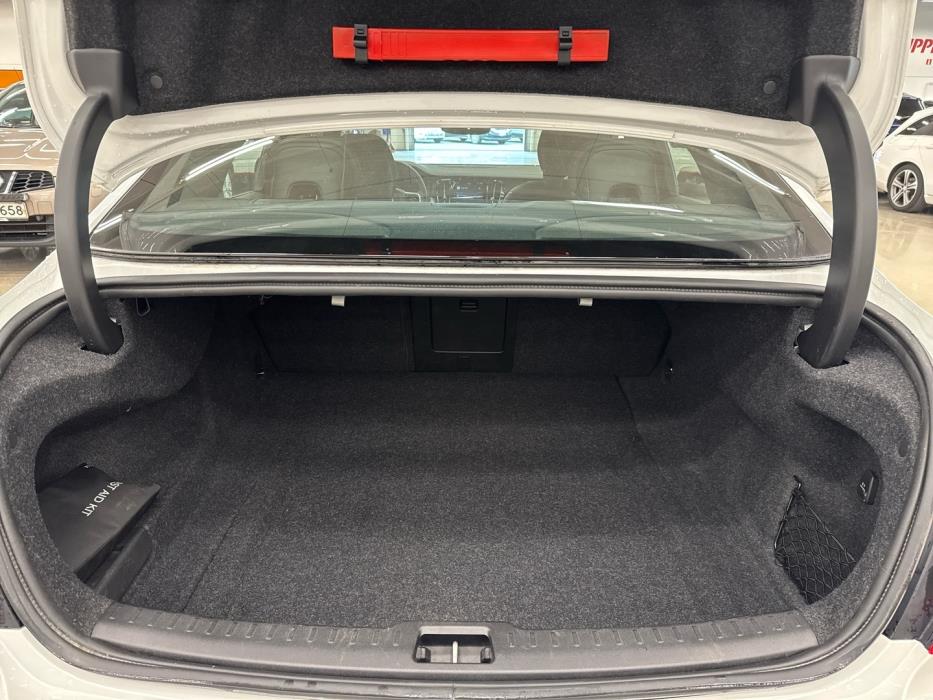 VOLVO S60 2023