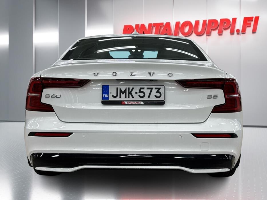 VOLVO S60 2023