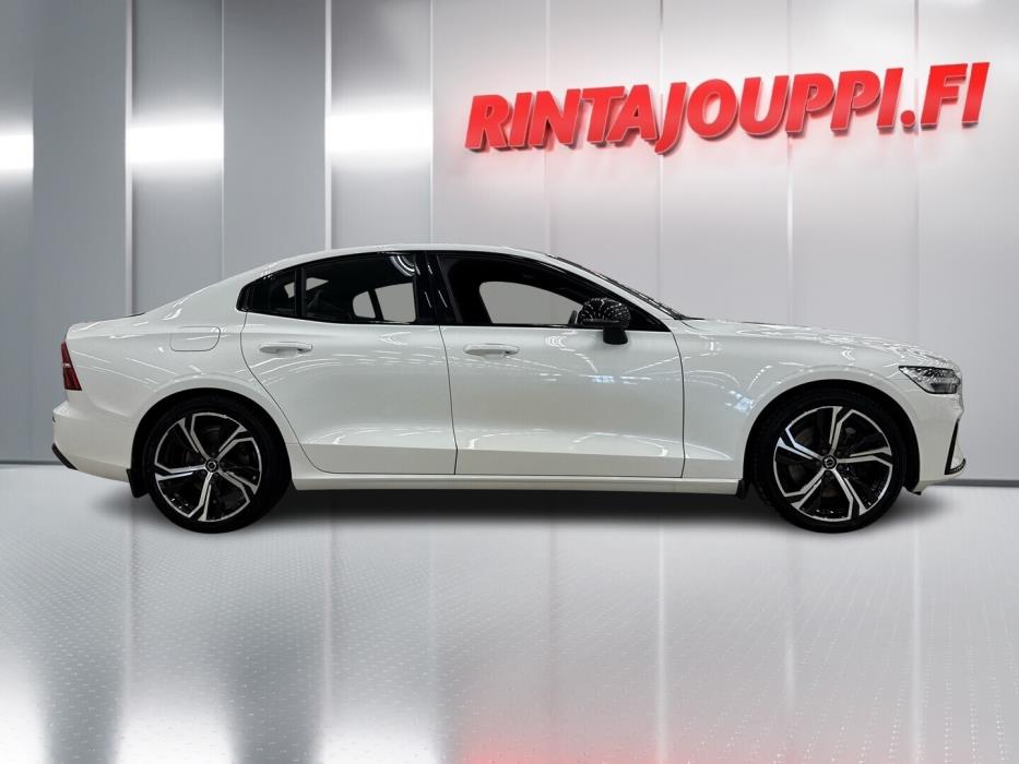 VOLVO S60 2023