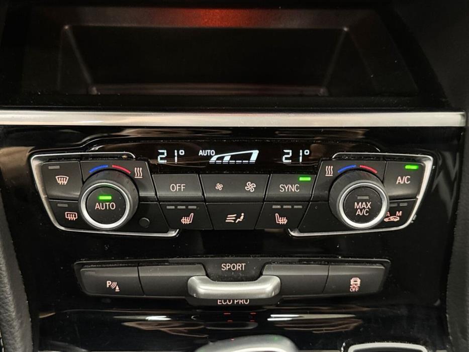 BMW 218 2022