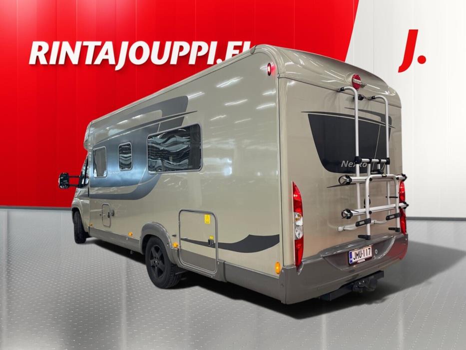 BÜRSTNER Nexxo T720 2016