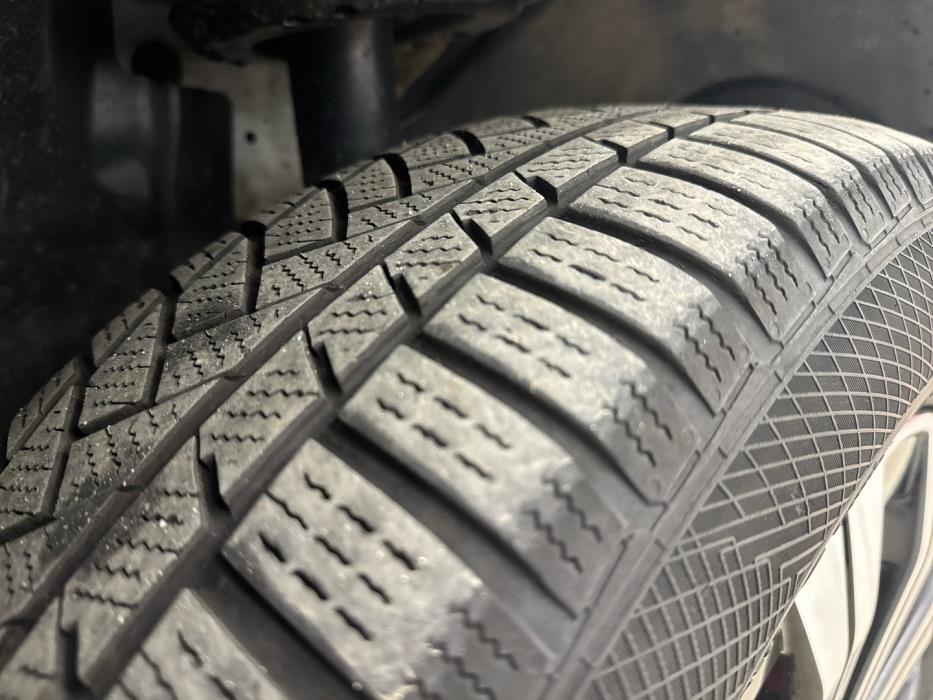 MERCEDES-BENZ EQB 2022