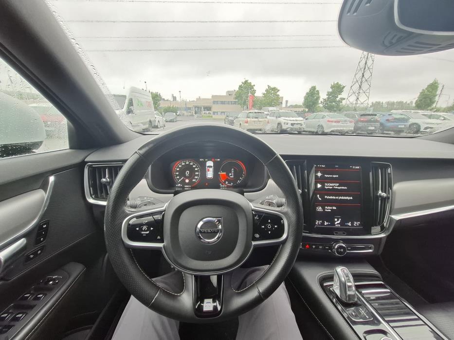 VOLVO V90 2018