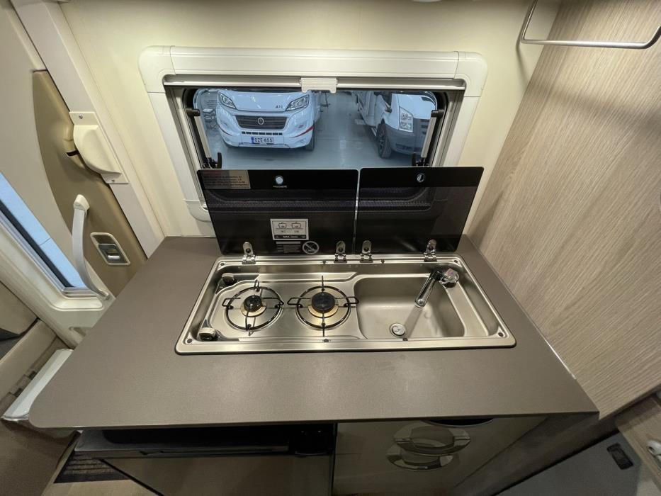 BÜRSTNER Nexxo Van T 590 2022