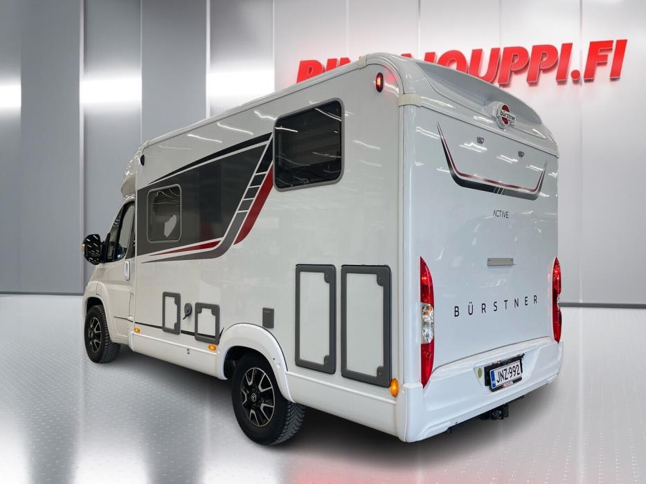 BÜRSTNER Nexxo Van T 590 2022