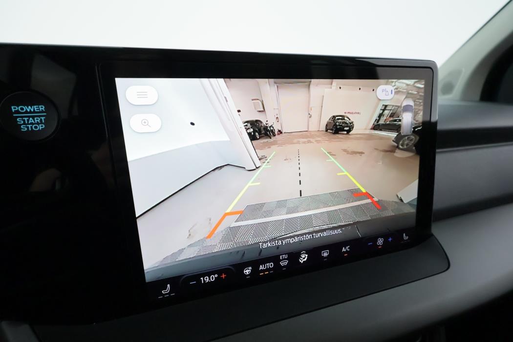 FORD Tourneo Courier 2025