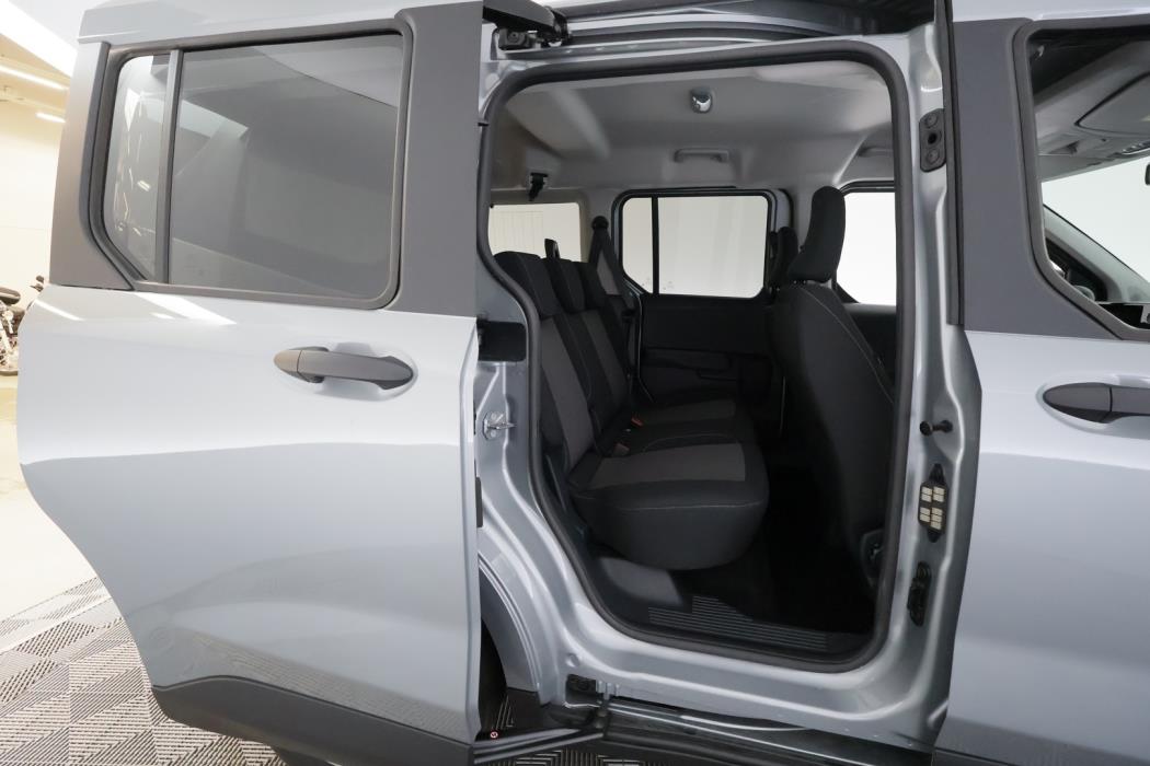 FORD Tourneo Courier 2025