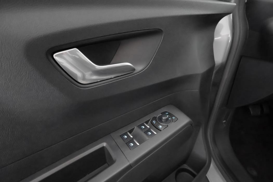 FORD Tourneo Courier 2025