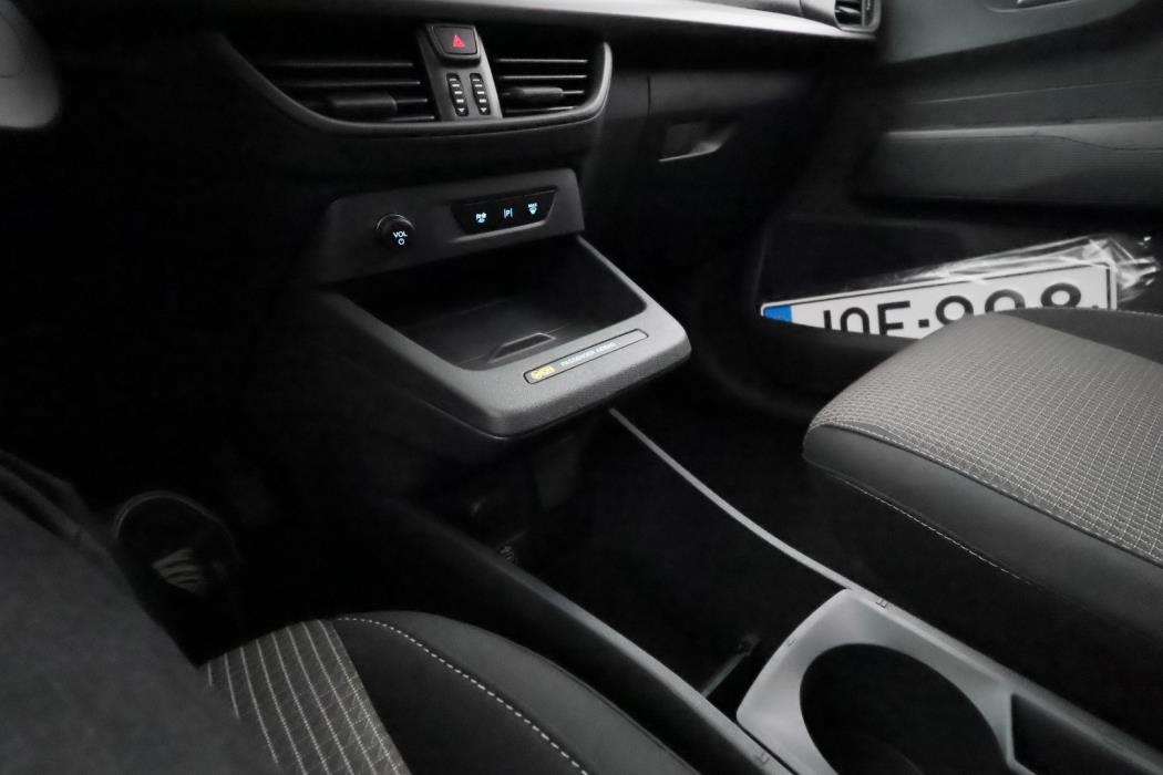 FORD Tourneo Courier 2025