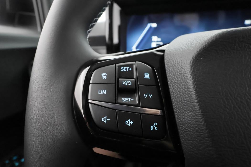 FORD Tourneo Courier 2025