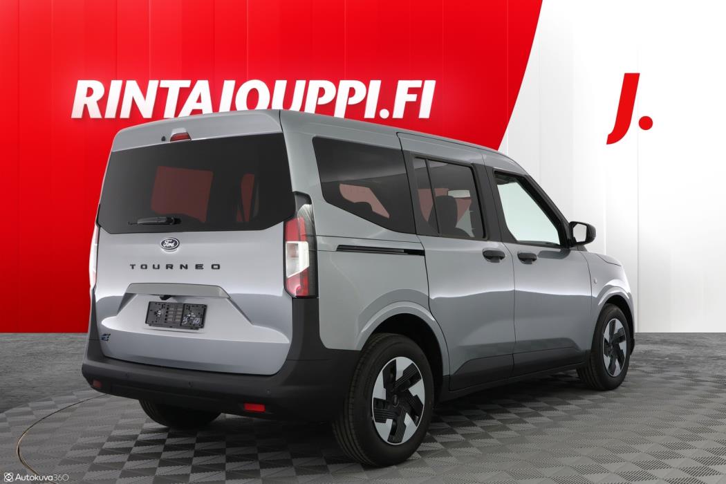 FORD Tourneo Courier 2025