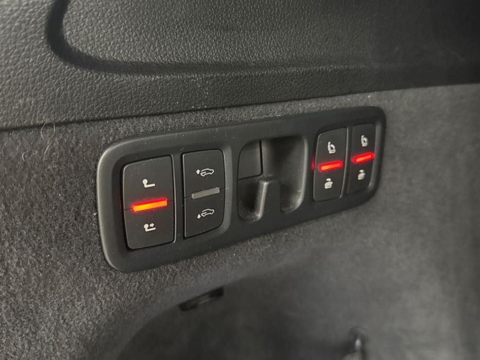 AUDI Q7 2015