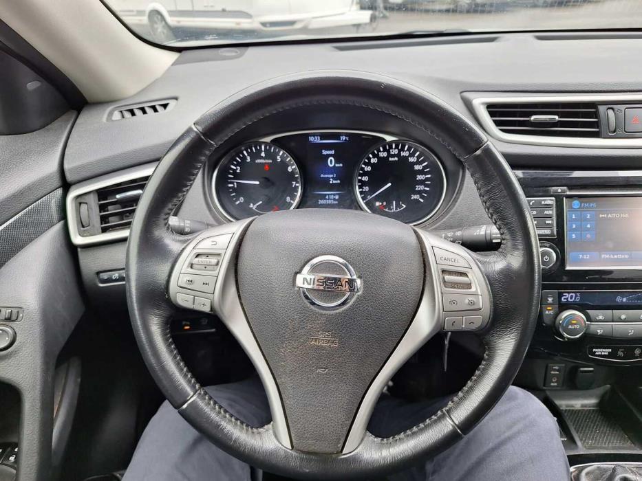 NISSAN X-Trail 2016
