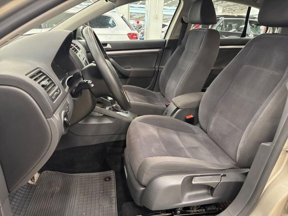 VOLKSWAGEN Jetta 2007