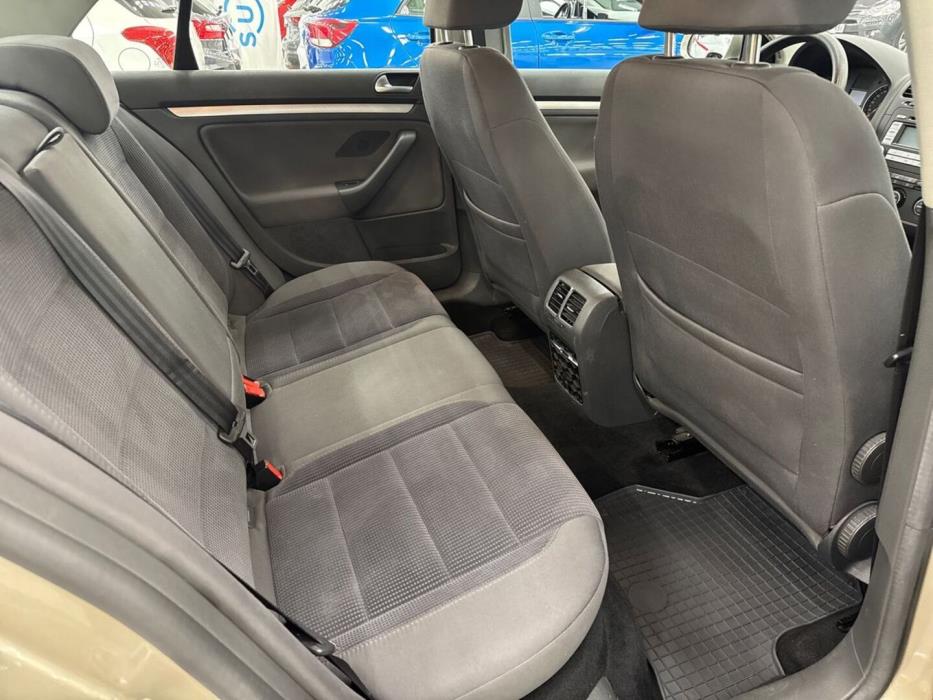 VOLKSWAGEN Jetta 2007