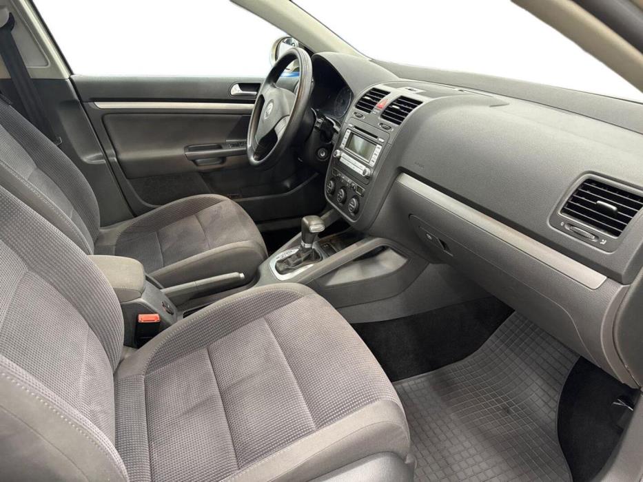 VOLKSWAGEN Jetta 2007
