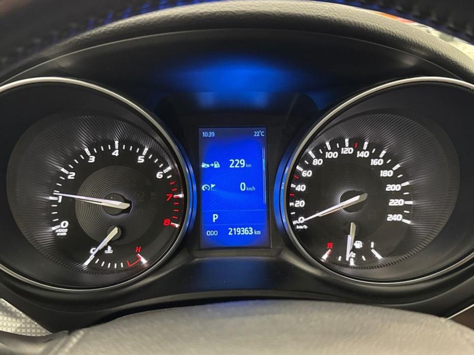 TOYOTA Avensis 2017