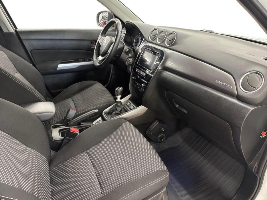 SUZUKI Vitara 2020