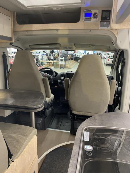 PÖSSL SUMMIT 640 2019