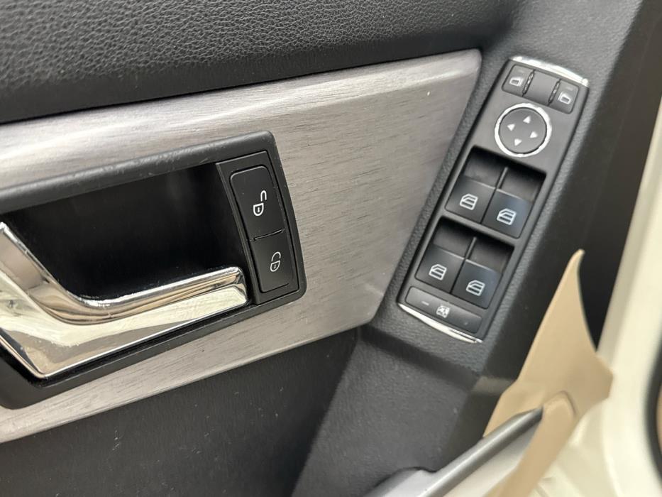 MERCEDES-BENZ GLK 2010