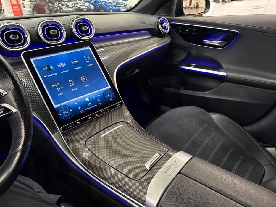 MERCEDES-BENZ C 2022