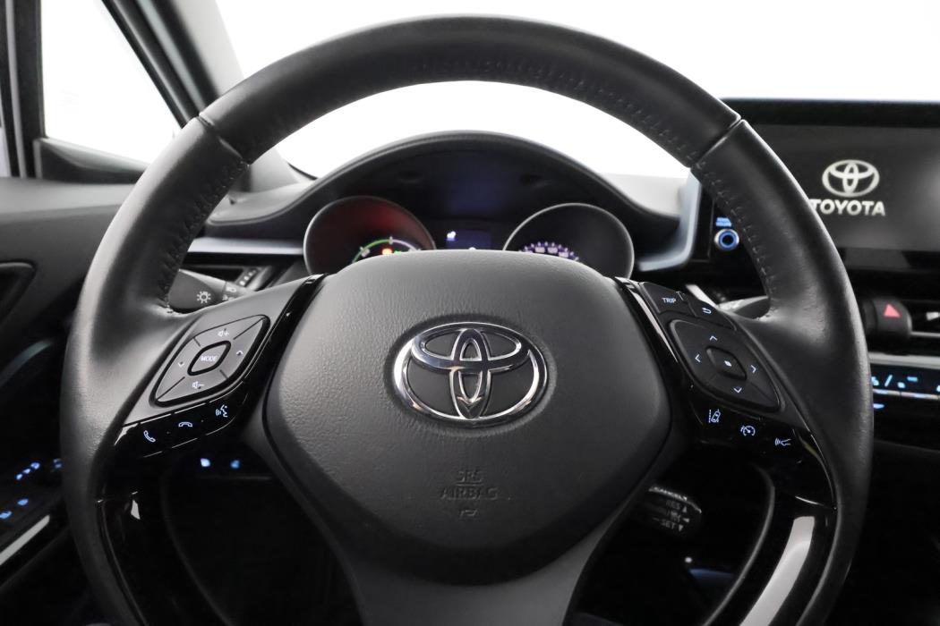 TOYOTA C-HR 2021
