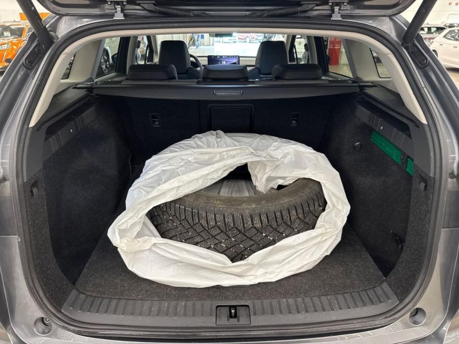 SKODA Enyaq 2022