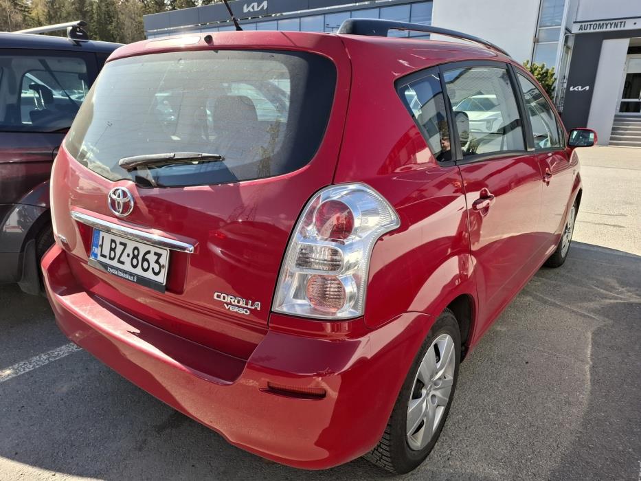 TOYOTA Corolla Verso 2007