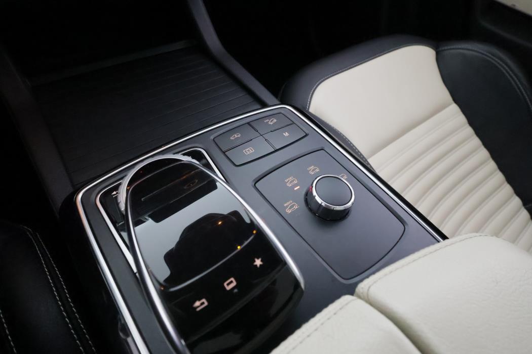 MERCEDES-BENZ GLE 2017