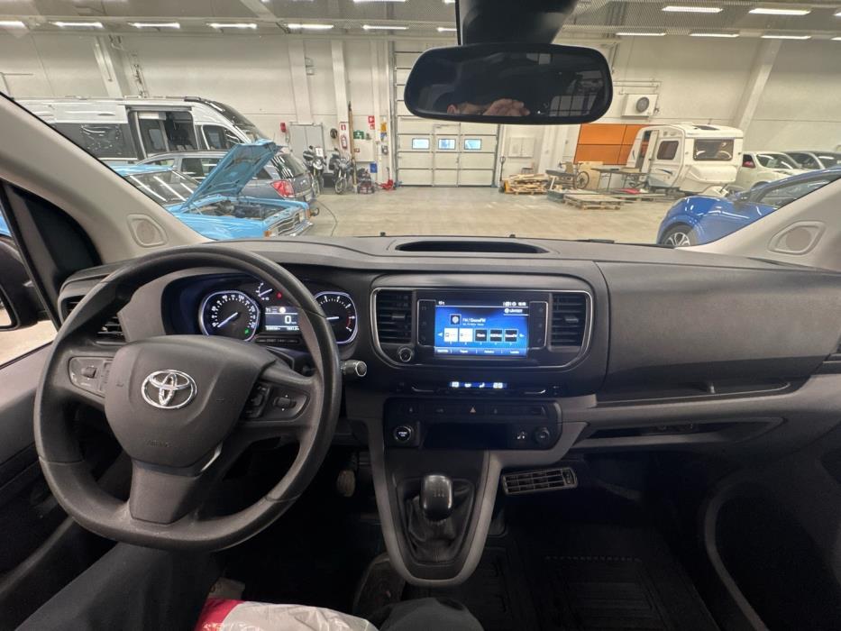TOYOTA Proace 2017