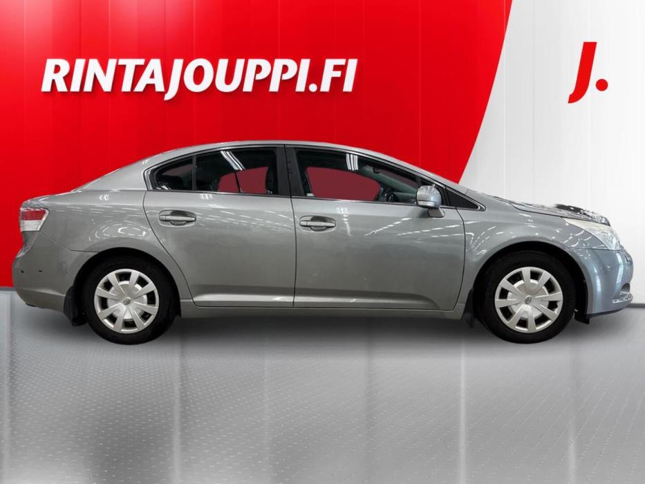 TOYOTA Avensis 2009